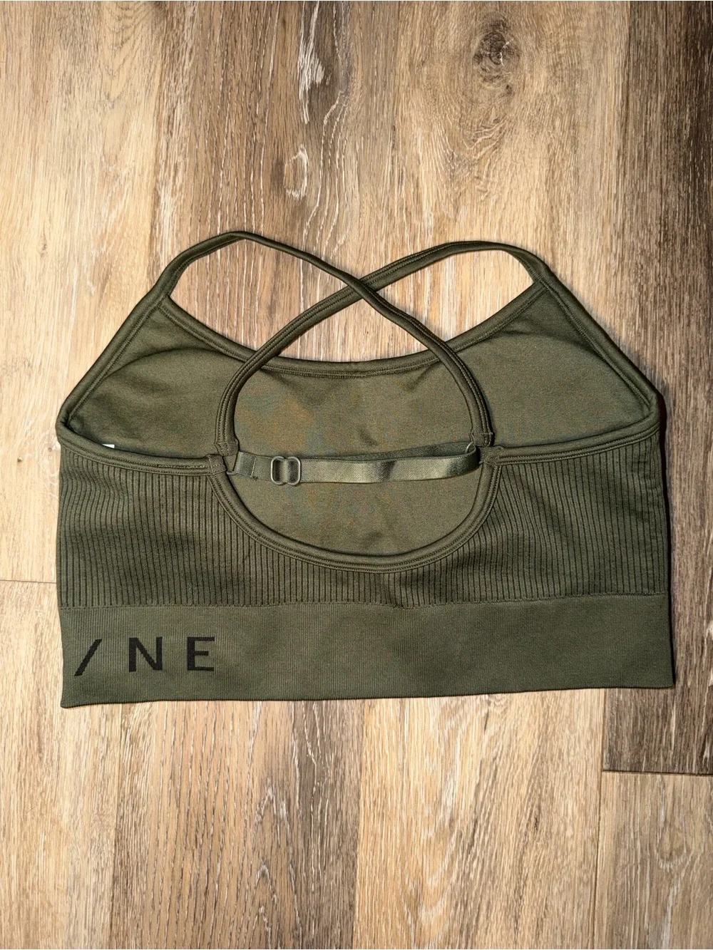 NWOT OFFLINE by Aerie Women’s Ribbed Olive Green Seamless Sports Bra